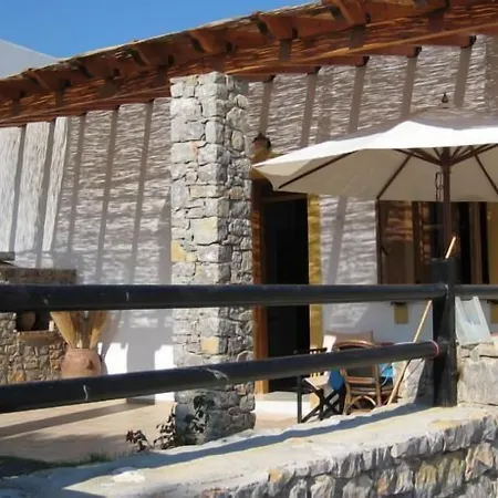 Tilos Fantasy Lägenhetshotell Livadia (Tilos)