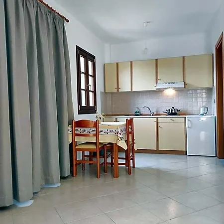 Tilos Fantasy Hotel de apartamente 3*