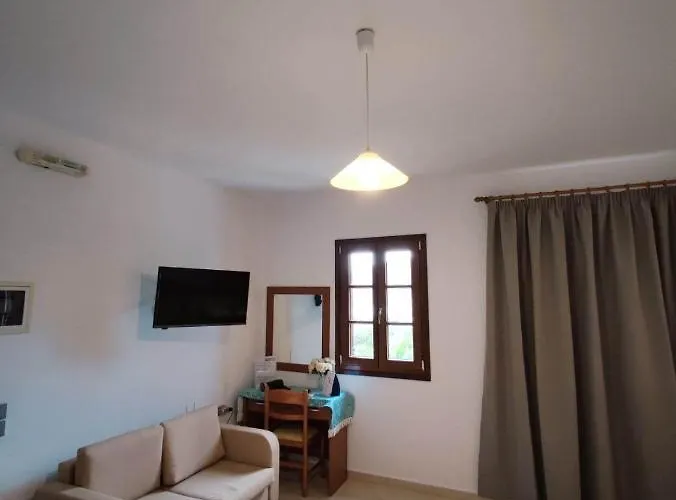 Tilos Fantasy شقة فندقية 3*