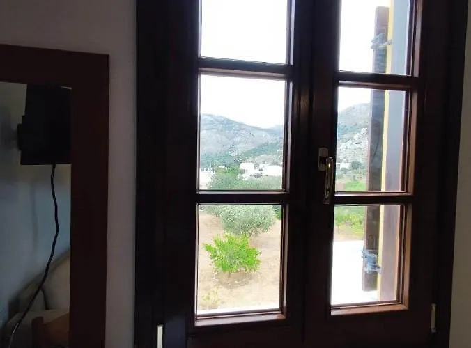 Tilos Fantasy شقة فندقية